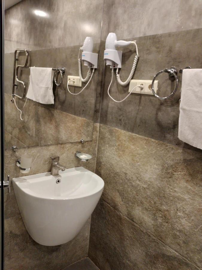 Boutique Living Hotel Єреван Екстер'єр фото